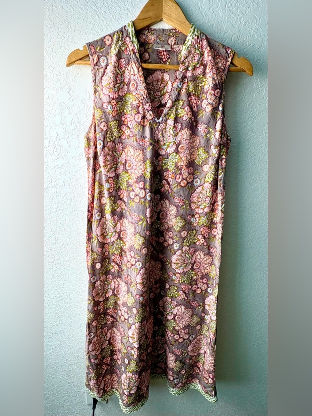 Anokhi Midi Sleeveless V-Neck Midi Dress Floral Lightweight 100% Cotton Beach